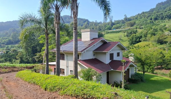 WhatsApp Image 2025-11-16 at 19.42.55 (1)