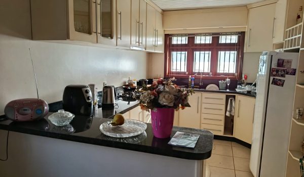 WhatsApp Image 2025-11-19 at 19.08.33